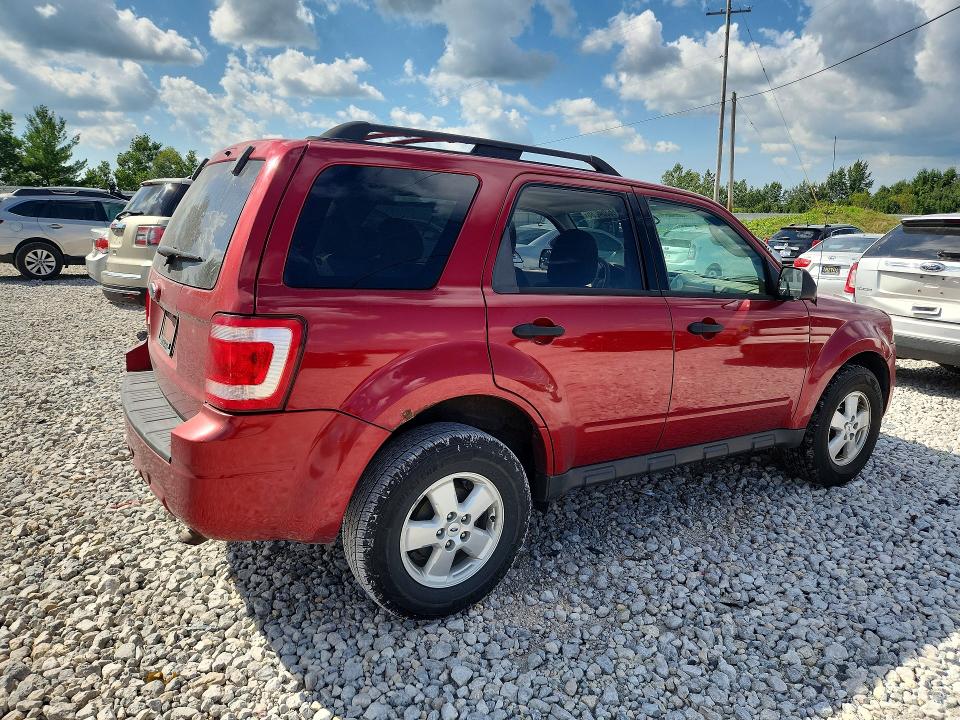 2009 Ford Escape მანქანა იყიდება აუქციონზე, vin: 1FMCU03G49KA04947, აუქციონის ნომერი: 66354286