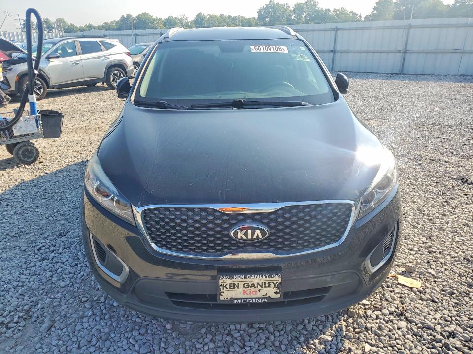 2018 Kia Sorento მანქანა იყიდება აუქციონზე, vin: 5XYPGDA38JG383319, აუქციონის ნომერი: 66100106