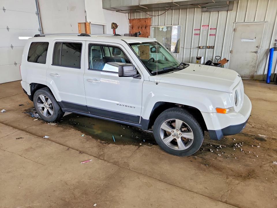 67127766 :رقم المزاد ، 1C4NJRFB9GD692701 vin ، 2016 Jeep Patriot مزاد بيع