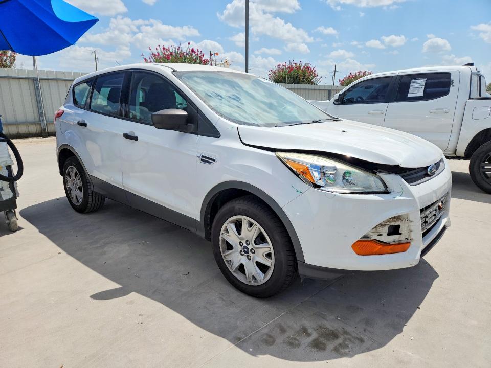 Продажа на аукционе авто 2016 Ford Escape, vin: 1FMCU0F73GUA43204, номер лота: 64573466