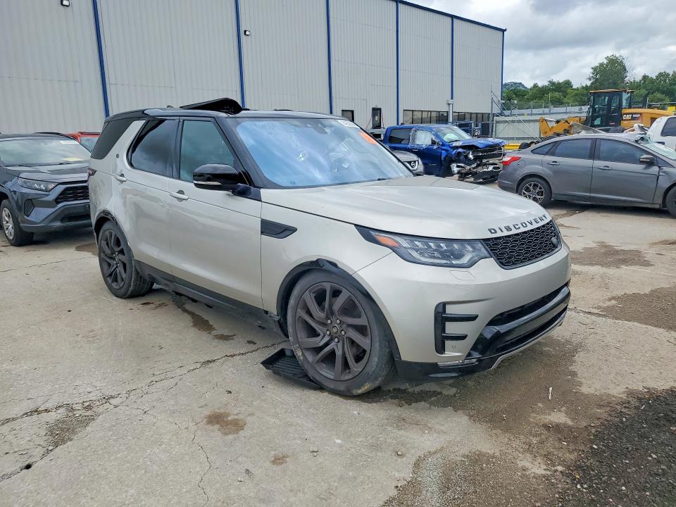 Продаж на аукціоні авто 2017 Land Rover Discovery, vin: SALRRBBV6HA019071, номер лоту: 64250396