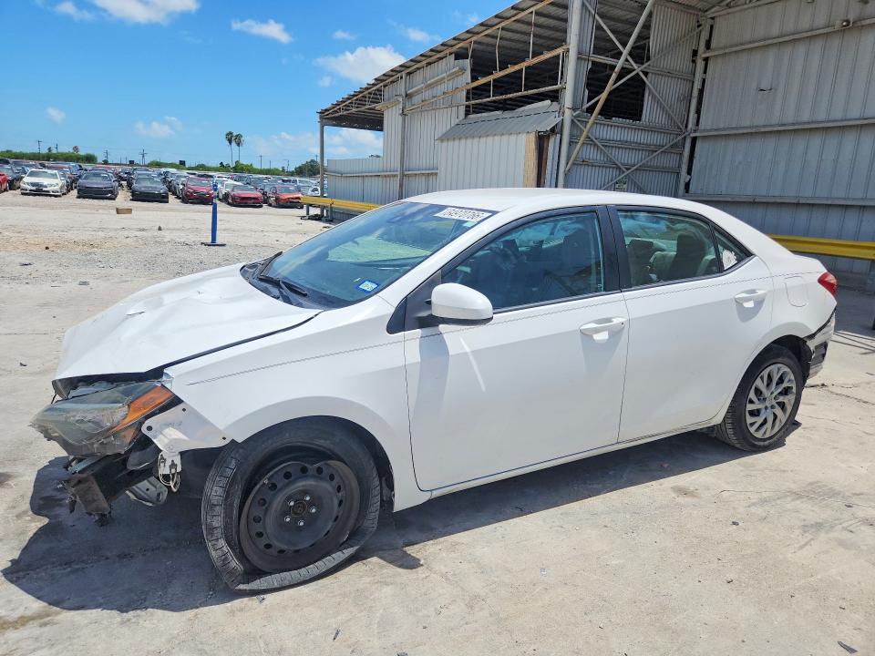 64970766 :رقم المزاد ، 2T1BURHE6HC778306 vin ، 2017 Toyota Corolla مزاد بيع