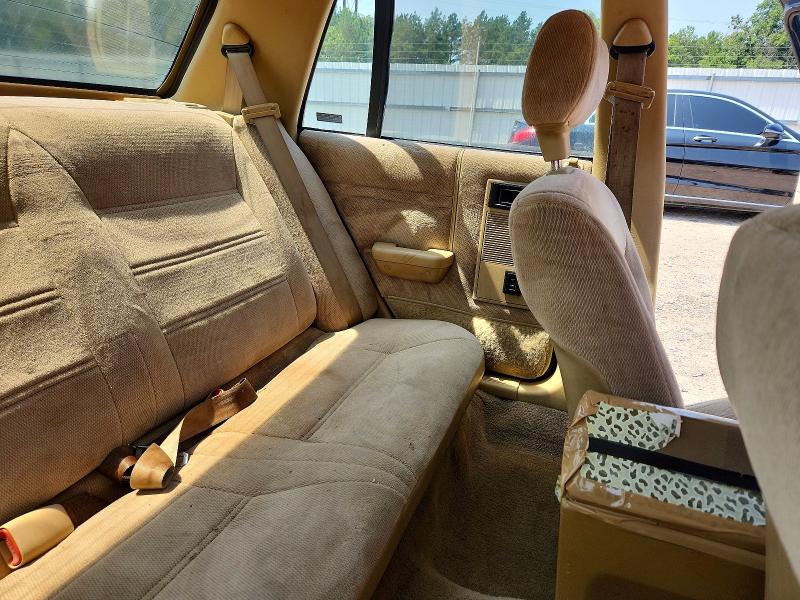 64088126 :رقم المزاد ، 1P3XP6832PN615965 vin ، 1993 Plymouth Sundance مزاد بيع