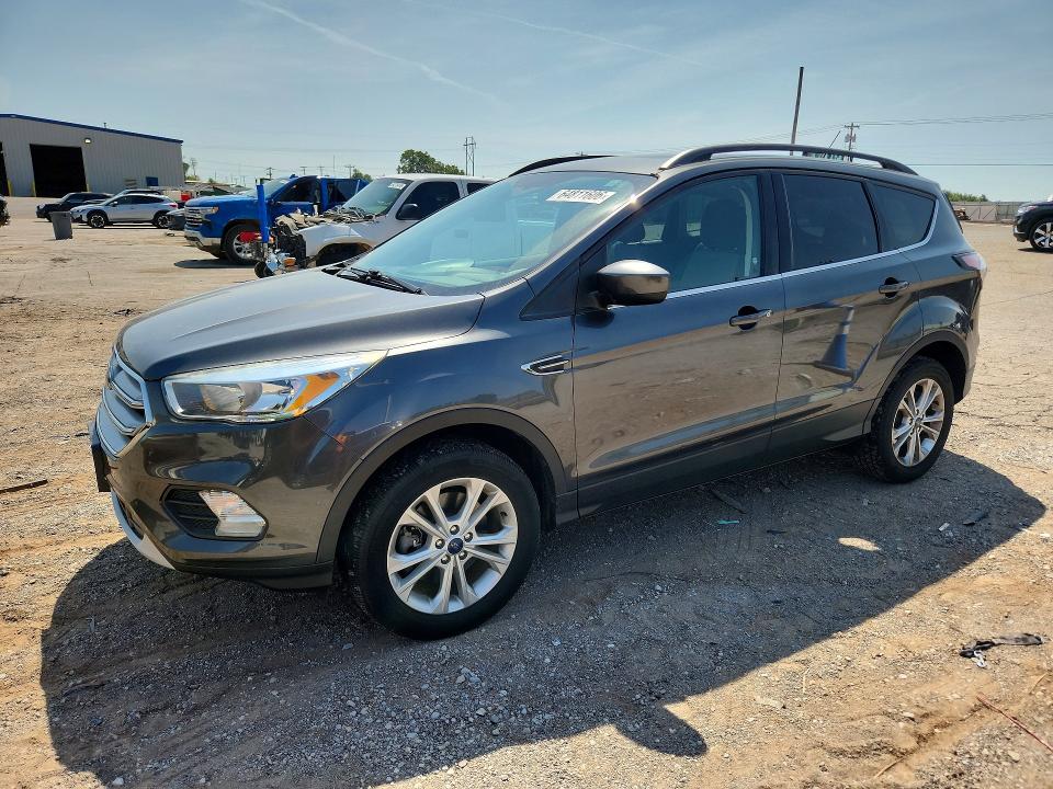 2018 Ford Escape მანქანა იყიდება აუქციონზე, vin: 1FMCU9GD6JUB75468, აუქციონის ნომერი: 64811606