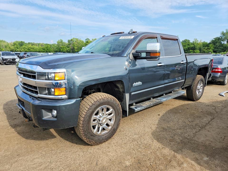 62956976 :رقم المزاد ، 1GC1KXEG8JF158338 vin ، 2018 Chevrolet Silverado مزاد بيع