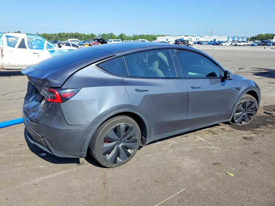 Продажа на аукционе авто 2021 Tesla Model Y, vin: 5YJYGDEE3MF073381, номер лота: 64470796