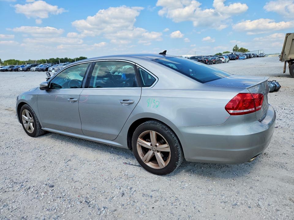 63098756 :رقم المزاد ، 1VWBP7A34CC074902 vin ، 2012 Volkswagen Passat مزاد بيع