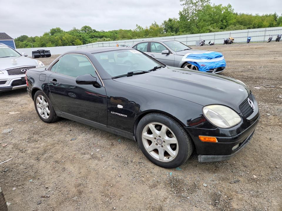 Продажа на аукционе авто 1999 Mercedes-benz Slk, vin: WDBKK47F1XF118021, номер лота: 64982596