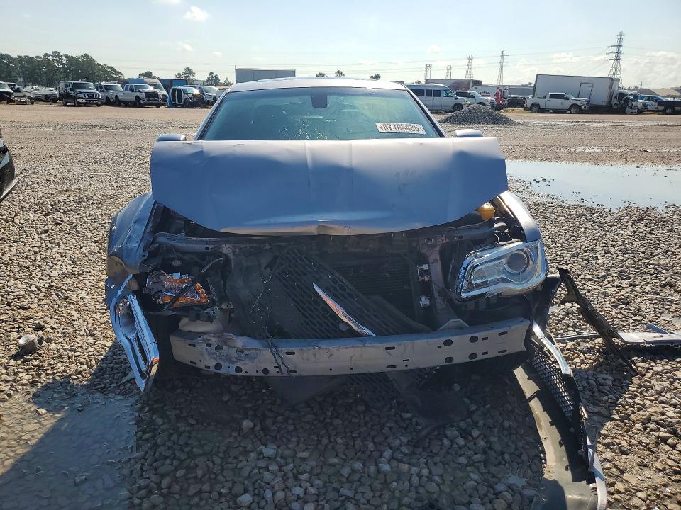 67108436 :رقم المزاد ، 2C3CCAAG4FH853676 vin ، 2015 Chrysler 300 مزاد بيع