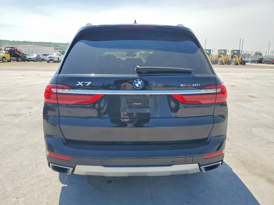 61947796 :رقم المزاد ، 5UXCW2C02N9J14750 vin ، 2022 Bmw X7 مزاد بيع