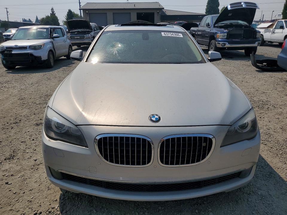 2012 Bmw 750 მანქანა იყიდება აუქციონზე, vin: WBAKB8C57CC964118, აუქციონის ნომერი: 63734366