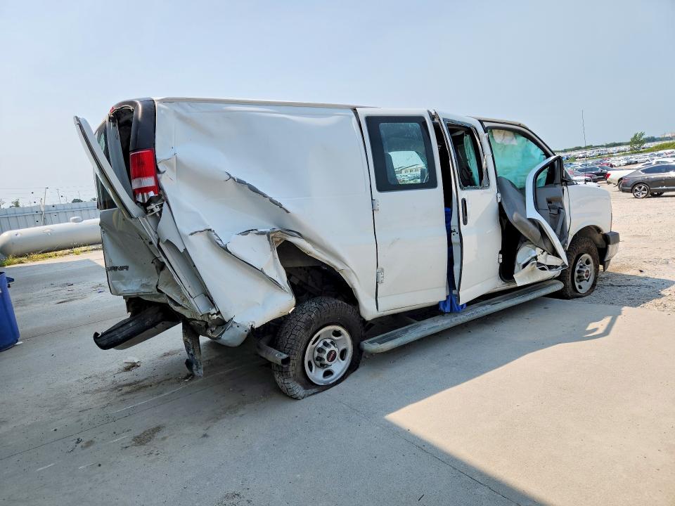 63360666 :رقم المزاد ، 1GTW7AFG5L1265382 vin ، 2020 Gmc Savana مزاد بيع
