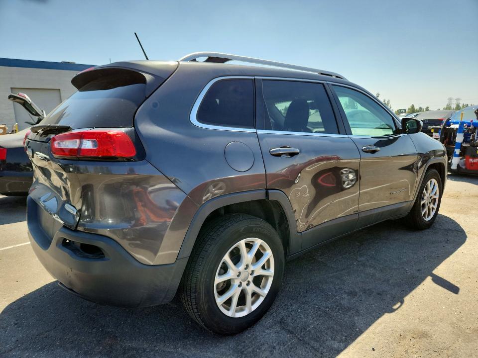 67183936 :رقم المزاد ، 1C4PJLCS7EW265612 vin ، 2014 Jeep Cherokee مزاد بيع