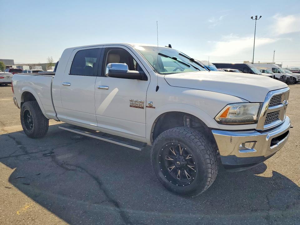 65524536 :رقم المزاد ، 3C63R3ML6EG216194 vin ، 2014 Ram 3500 مزاد بيع