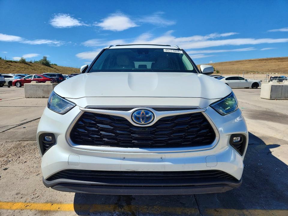 Aukcja sprzedaży 2023 Toyota Highlander Hybrid, vin: 5TDKBRCH2PS575927, numer aukcji: 65174826