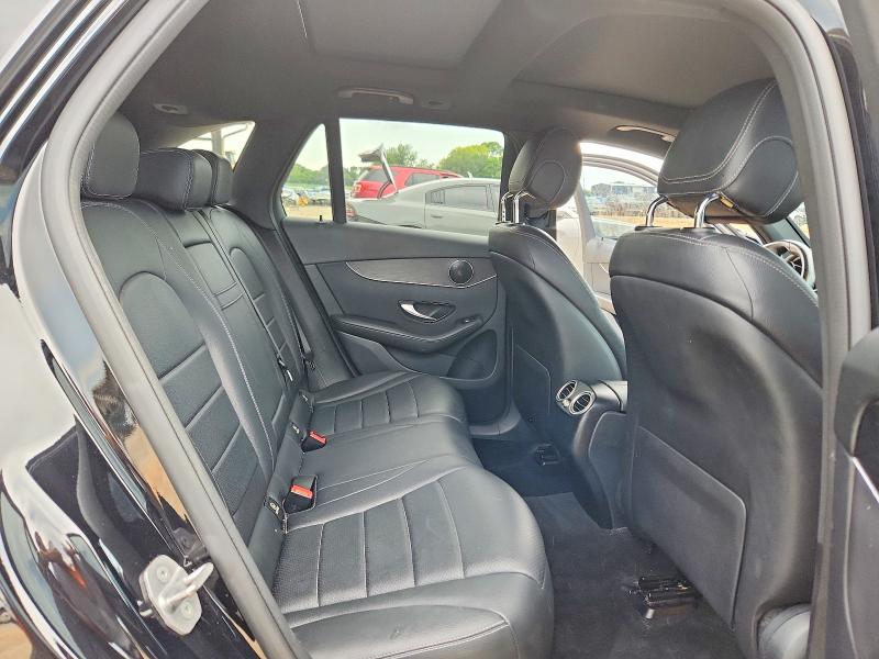 64493206 :رقم المزاد ، W1N0G8EBXMF875750 vin ، 2021 Mercedes-benz Glc مزاد بيع