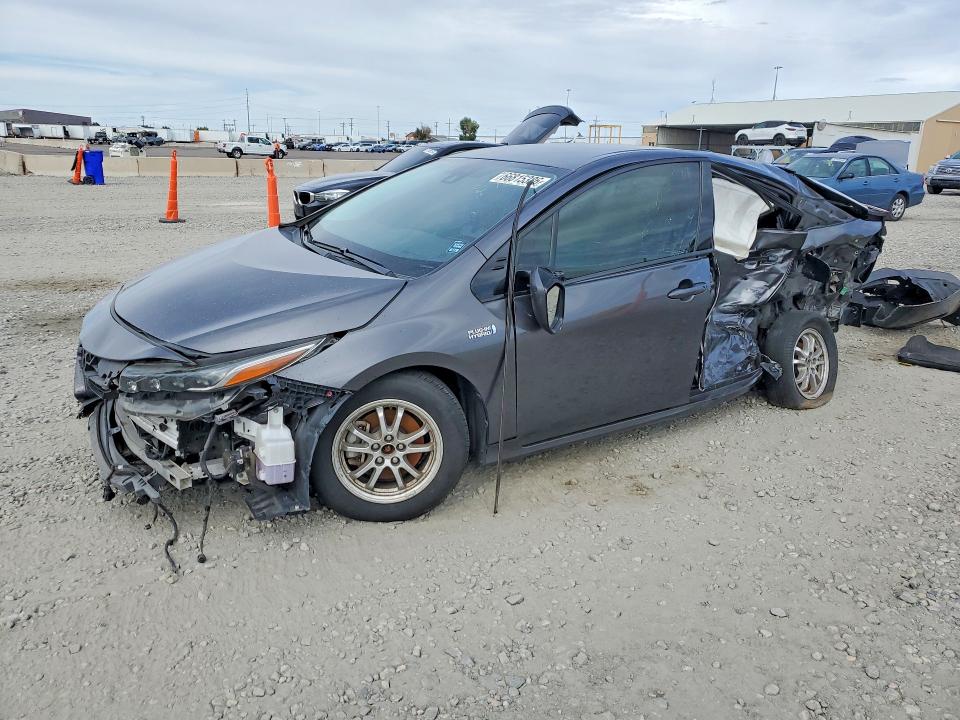 2020 Toyota Prius Prime მანქანა იყიდება აუქციონზე, vin: JTDKARFP3L3121686, აუქციონის ნომერი: 66815386
