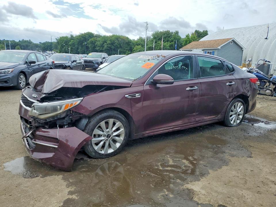 Продажа на аукционе авто 2017 Kia Optima, vin: 5XXGT4L35HG139960, номер лота: 66905096