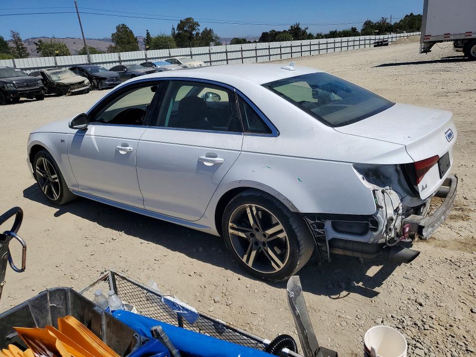Продажа на аукционе авто 2017 Audi A4, vin: WAULNAF44HN042228, номер лота: 63177306