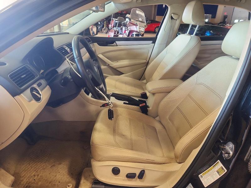 2013 Volkswagen Passat მანქანა იყიდება აუქციონზე, vin: 1VWBN7A33DC103037, აუქციონის ნომერი: 66220486