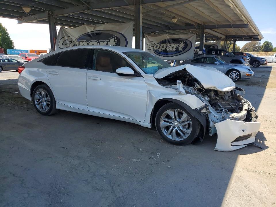 2020 Honda Accord მანქანა იყიდება აუქციონზე, vin: 1HGCV1F12LA084276, აუქციონის ნომერი: 64113306