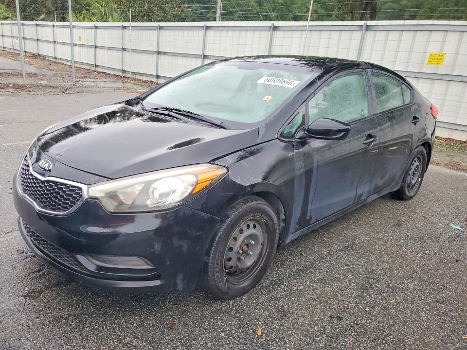 66609696 :رقم المزاد ، KNAFK4A67F5378114 vin ، 2015 Kia Forte مزاد بيع