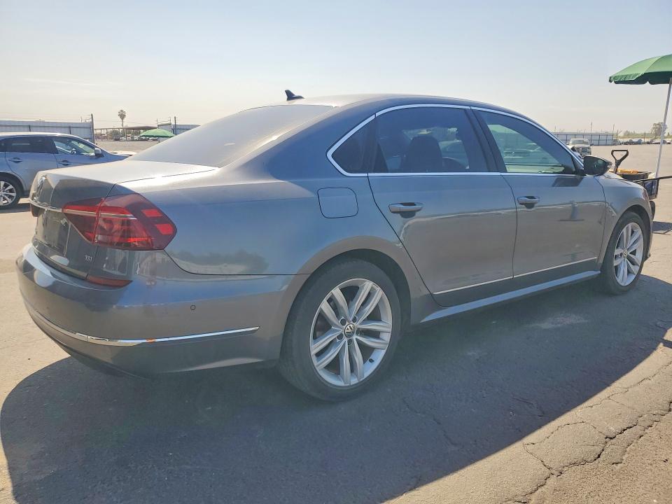 Aukcja sprzedaży 2018 Volkswagen Passat, vin: 1VWCA7A31JC040841, numer aukcji: 64458336