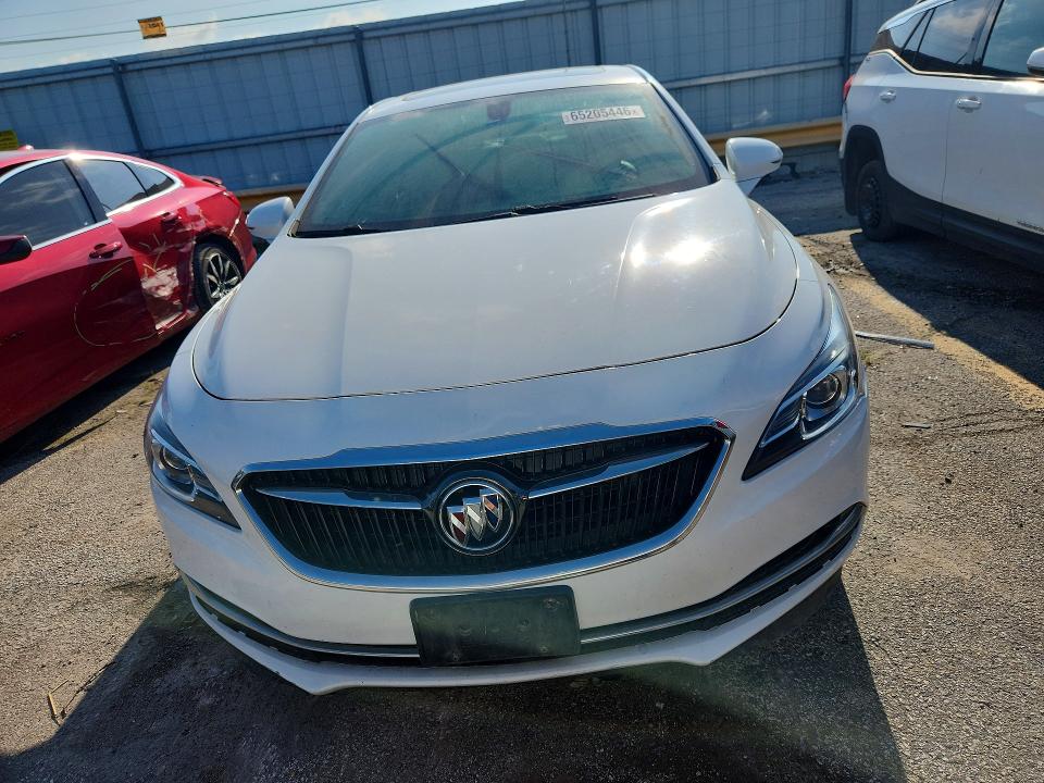 65205446 :رقم المزاد ، 1G4ZP5SS3HU135665 vin ، 2017 Buick Lacrosse مزاد بيع