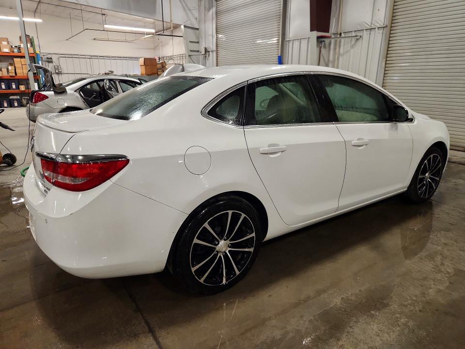 Продаж на аукціоні авто 2017 Buick Verano, vin: 1G4PR5SK2H4105333, номер лоту: 65673026