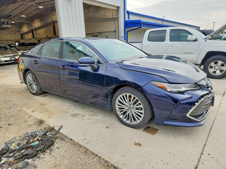 2022 Toyota Avalon მანქანა იყიდება აუქციონზე, vin: 4T1DA1AB9NU013782, აუქციონის ნომერი: 63593446
