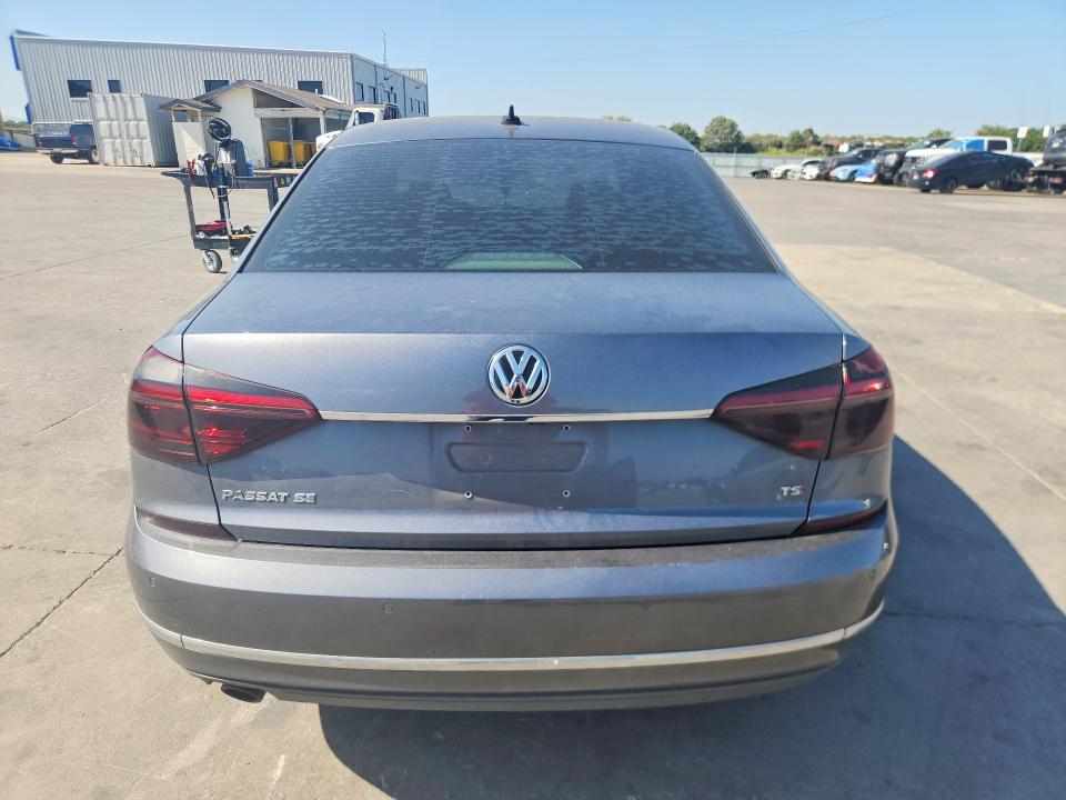2017 Volkswagen Passat მანქანა იყიდება აუქციონზე, vin: 1VWGT7A35HC055879, აუქციონის ნომერი: 65288916