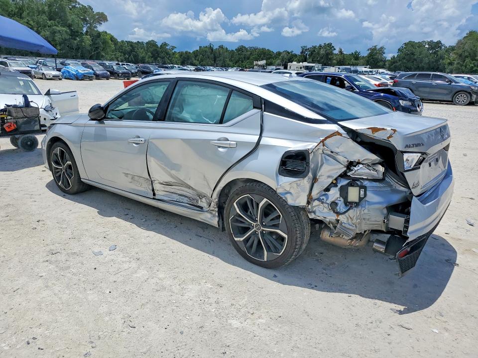 64271696 :رقم المزاد ، 1N4BL4CV2RN370533 vin ، 2024 Nissan Altima مزاد بيع