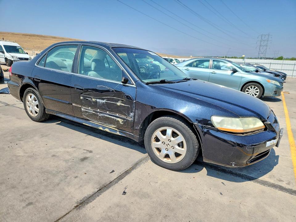 63424636 :رقم المزاد ، 1HGCG56672A102993 vin ، 2002 Honda Accord مزاد بيع