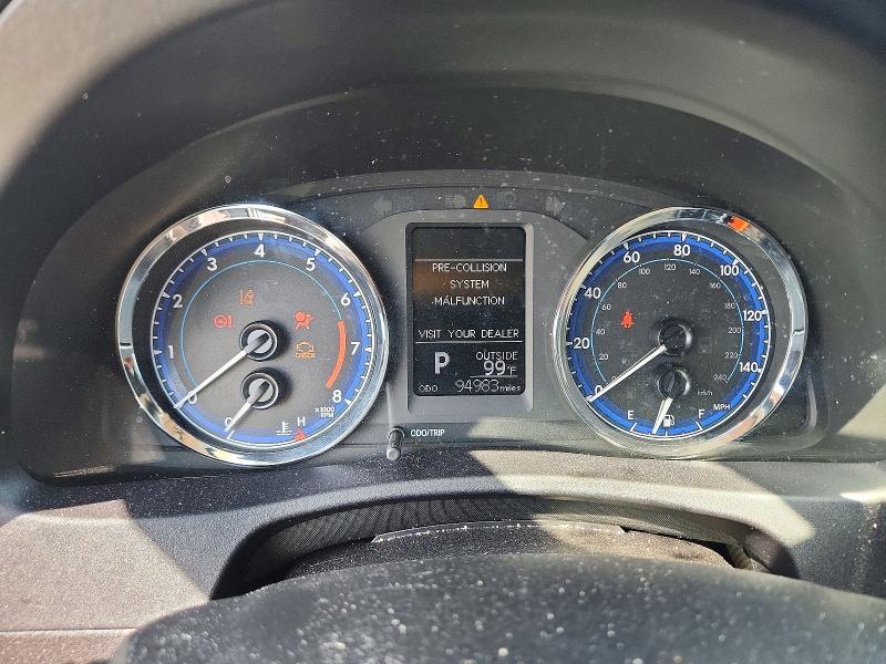 Продажа на аукционе авто 2018 Toyota Corolla, vin: 2T1BURHE5JC103262, номер лота: 64328876