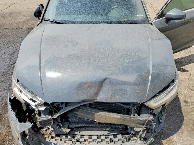 64386366 :رقم المزاد ، WAUJ8GFF8J1030079 vin ، 2018 Audi A3 مزاد بيع