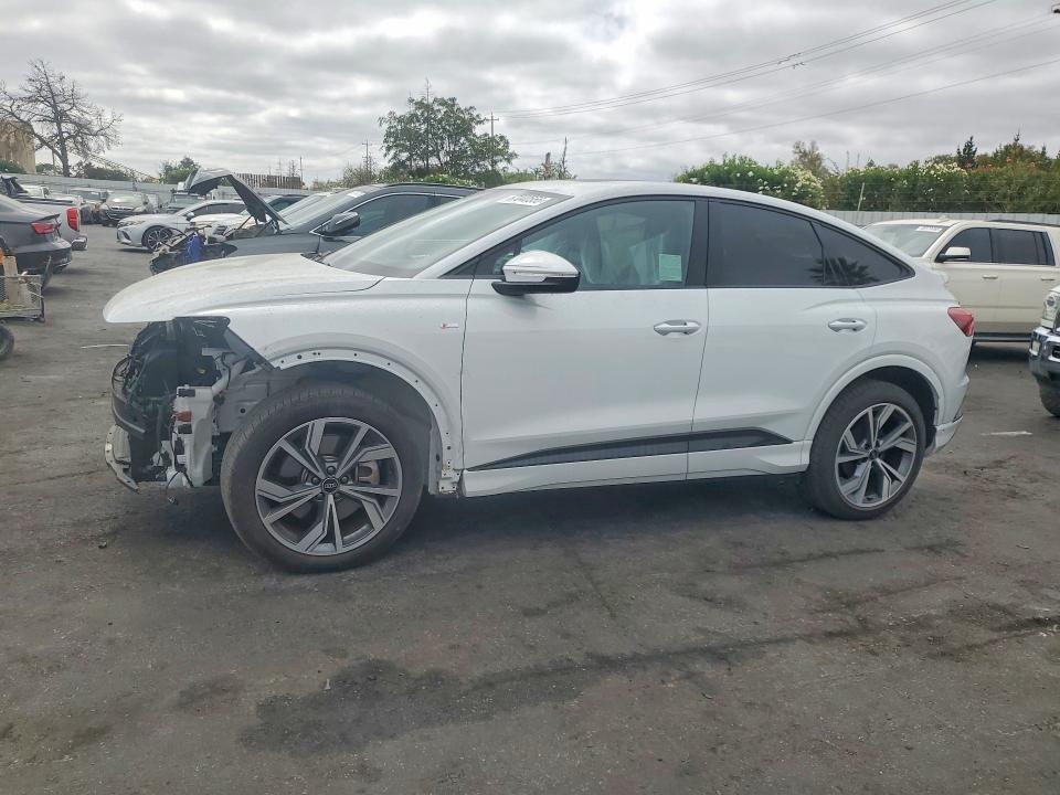 Продажа на аукционе авто 2023 Audi Q4 E-tron, vin: WA142BFZ3PP018601, номер лота: 67040556