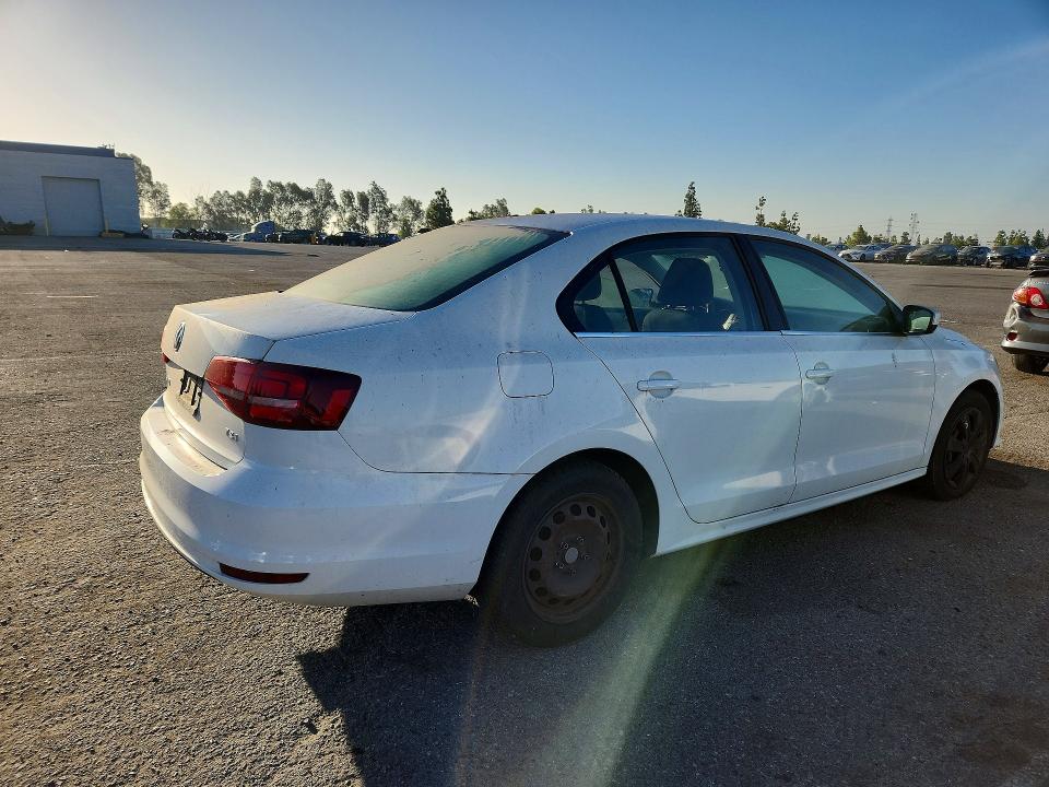 2017 Volkswagen Jetta მანქანა იყიდება აუქციონზე, vin: 3VW2B7AJ7HM215450, აუქციონის ნომერი: 63436256