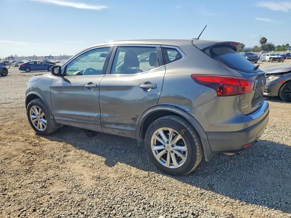 66112216 :رقم المزاد ، JN1BJ1CP3HW029833 vin ، 2017 Nissan Rogue Sport مزاد بيع