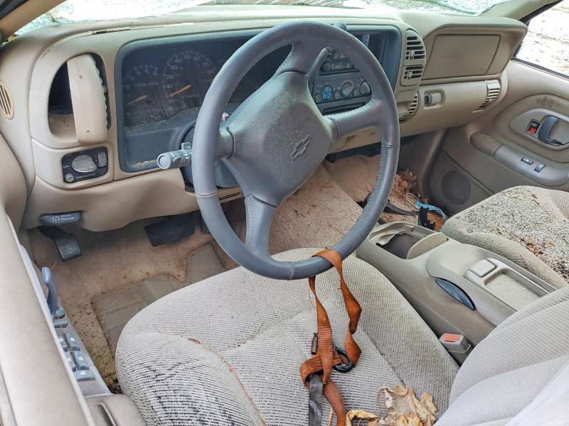 1999 Chevrolet Suburban მანქანა იყიდება აუქციონზე, vin: 3GNEC16R6XG119080, აუქციონის ნომერი: 64061836