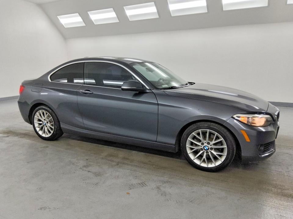 64012406 :رقم المزاد ، WBA1F5C51EVV98985 vin ، 2014 Bmw 228 مزاد بيع