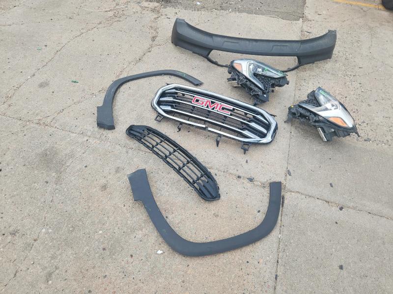 64142026 :رقم المزاد ، 3GKALVEX3JL141197 vin ، 2018 Gmc Terrain مزاد بيع