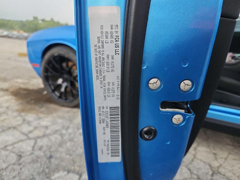 63936926 :رقم المزاد ، 2C3CDZBT1JH328025 vin ، 2018 Dodge Challenger مزاد بيع