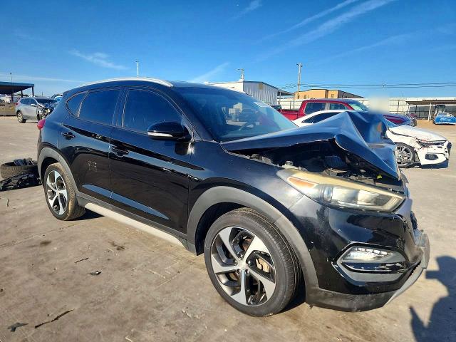 65574616 :رقم المزاد ، KM8J3CAL2JU810208 vin ، 2018 Hyundai Tucson مزاد بيع