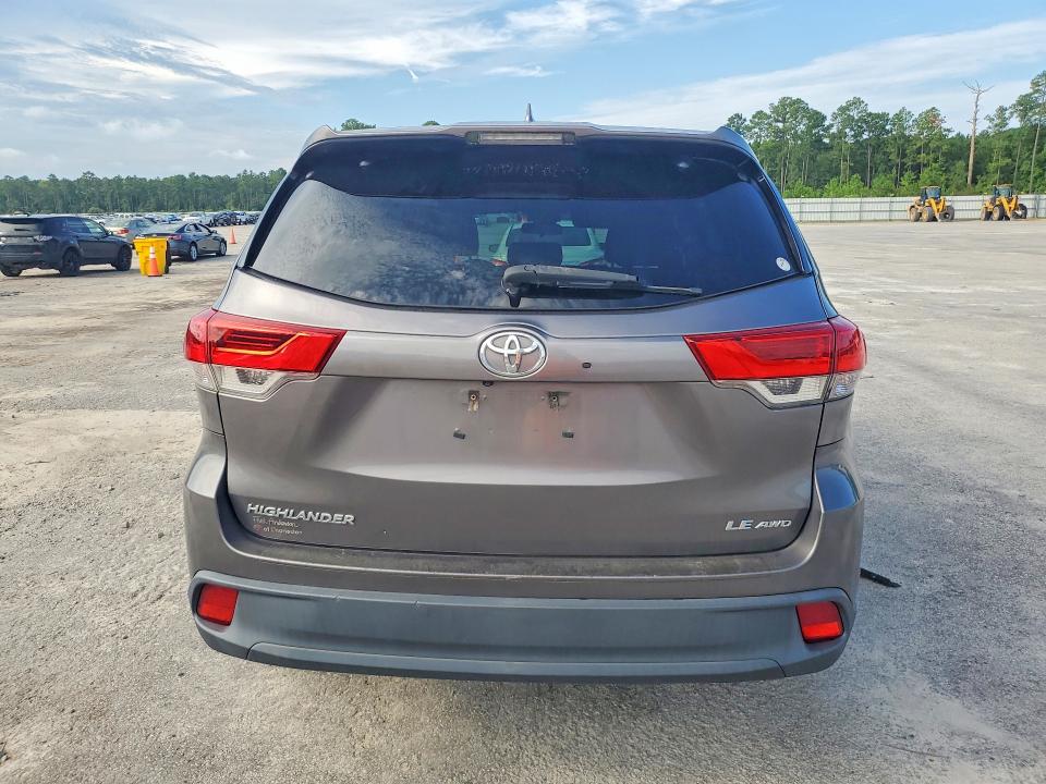 63860026 :رقم المزاد ، 5TDBZRFH7HS416118 vin ، 2017 Toyota Highlander مزاد بيع