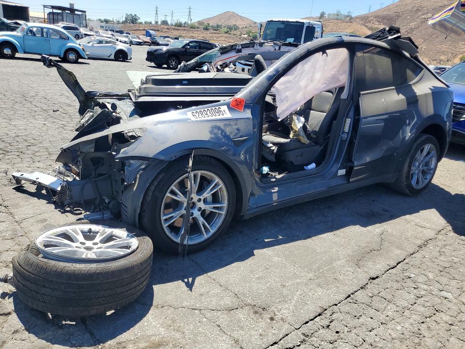Auction sale of the 2023 Tesla Model Y, vin: 7SAYGDEE7PA036919, lot number: 62893096