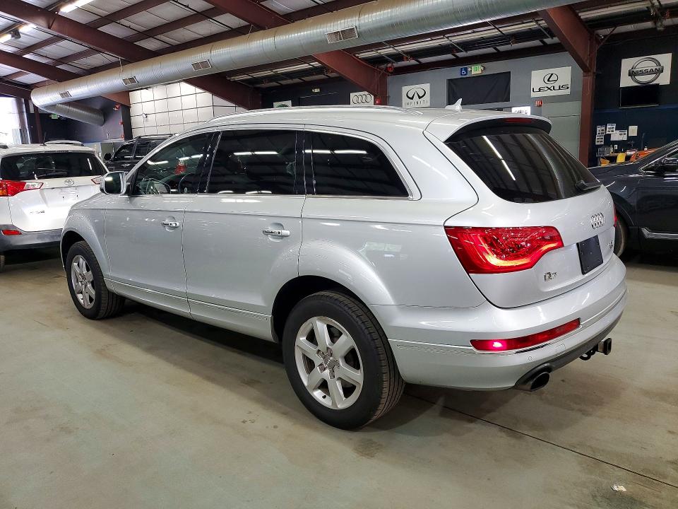 Продажа на аукционе авто 2015 Audi Q7, vin: WA1LGAFE3FD000913, номер лота: 64853736