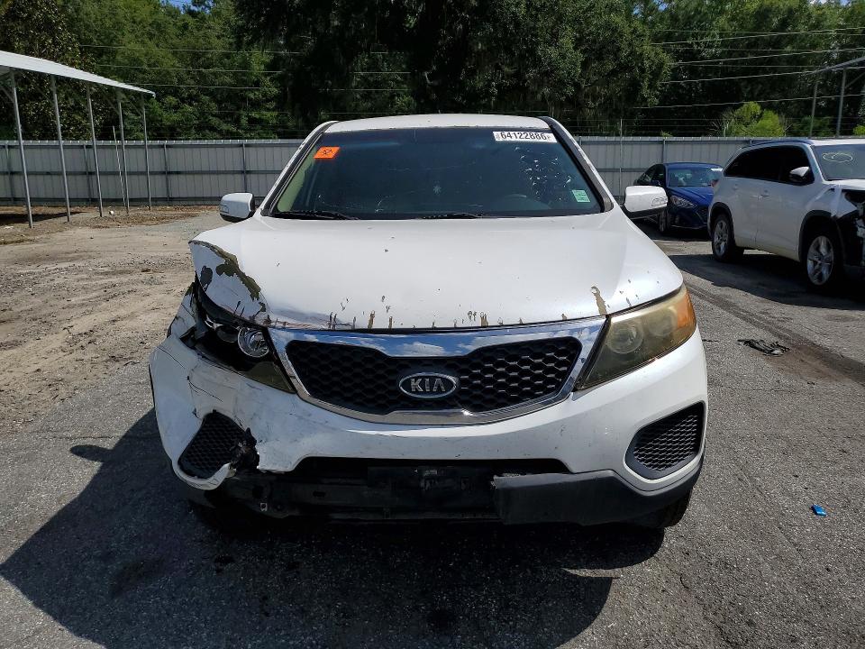 64122886 :رقم المزاد ، 5XYKT4A17DG331351 vin ، 2013 Kia Sorento مزاد بيع