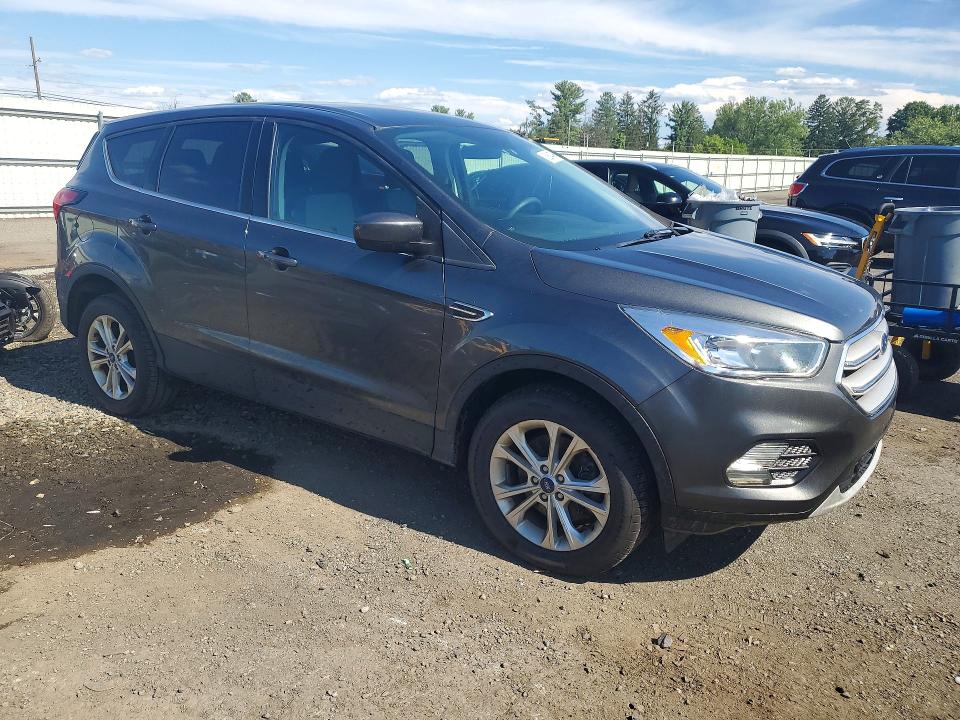 63684096 :رقم المزاد ، 1FMCU9GD3KUA73871 vin ، 2019 Ford Escape مزاد بيع