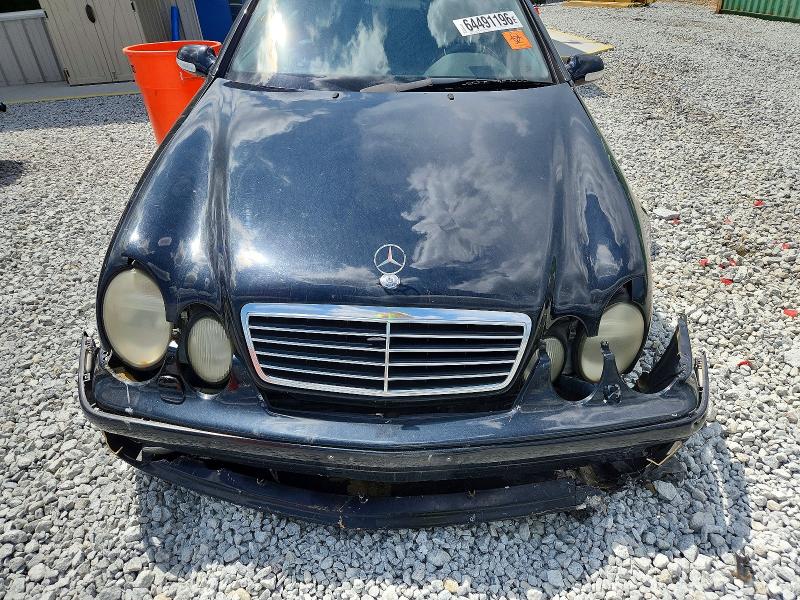 2003 Mercedes-benz Clk მანქანა იყიდება აუქციონზე, vin: WDBLK70G53T135344, აუქციონის ნომერი: 64491196