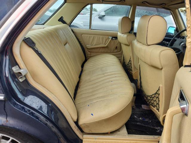 66616096 :رقم المزاد ، WDBAB33A8DB018940 vin ، 1983 Mercedes-benz 300 مزاد بيع